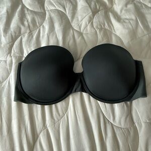 Victoria's Secret Elegant Black Strapless Bra